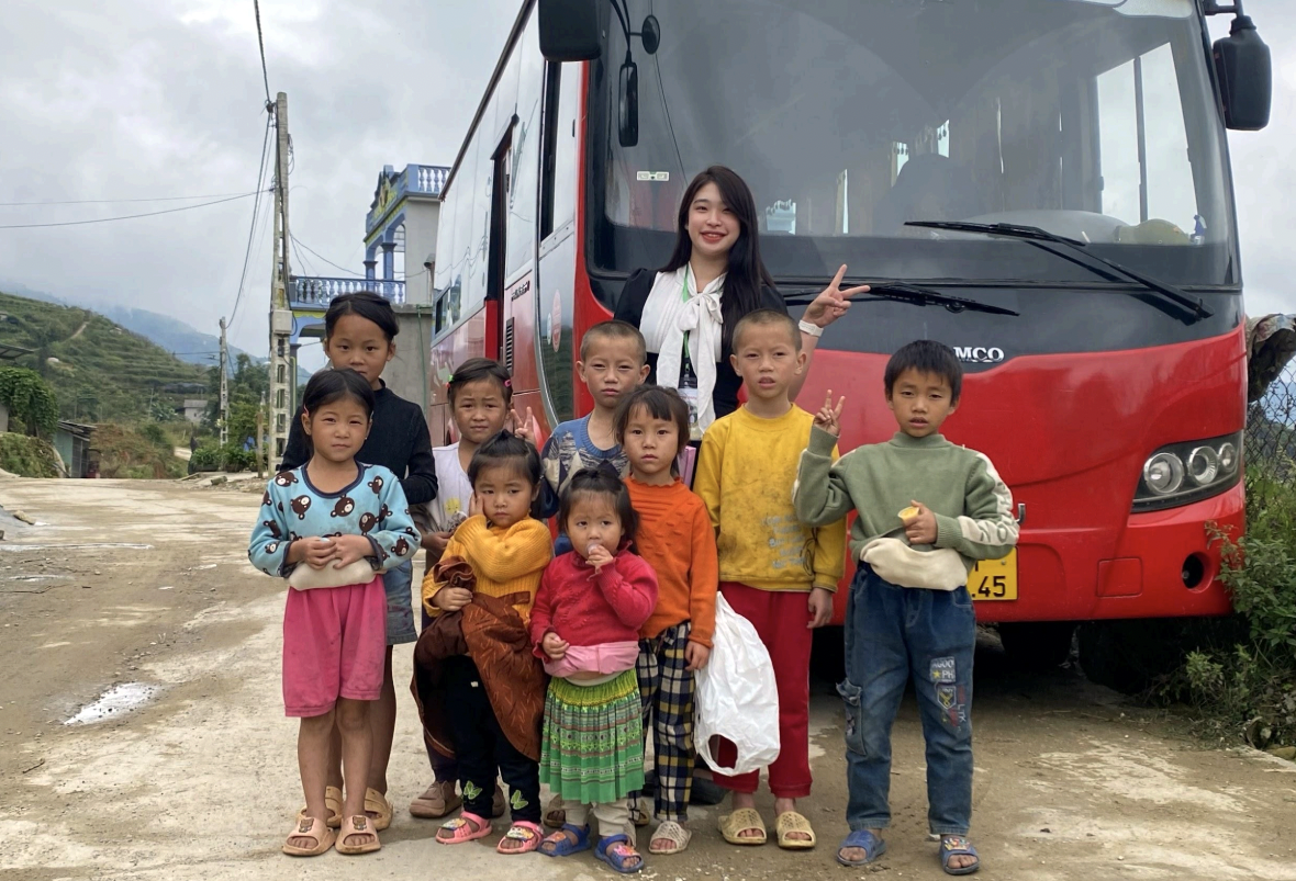 Nữ sinh Hà Thành và hành trình từ thiện đến những điểm trường vùng cao- Ảnh 1.