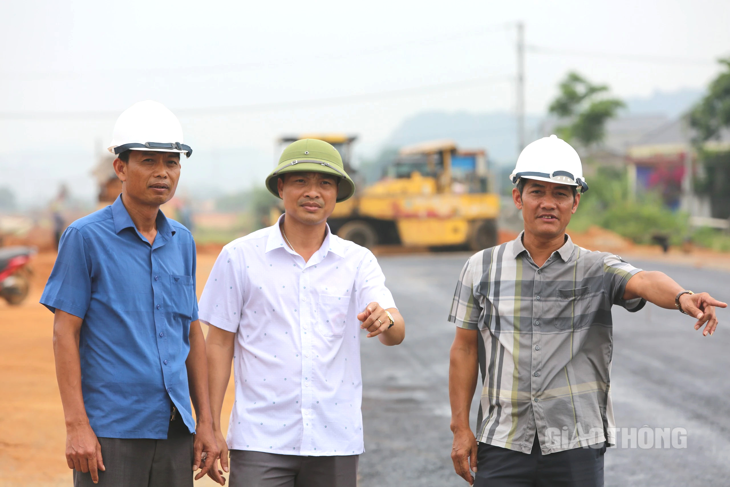 Xẻ đồi làm đường gần 2.000 tỷ ở Ninh Bình- Ảnh 10.