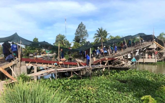 Kiên Giang: Cầu dân sinh đang thi công bị sụt lún- Ảnh 1.