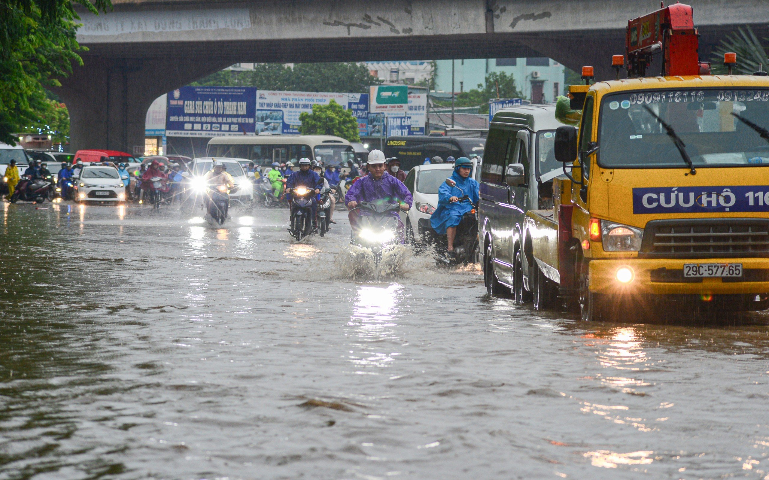 Hà Nội lên phương án ứng phó ngập lụt do mưa bão- Ảnh 2.