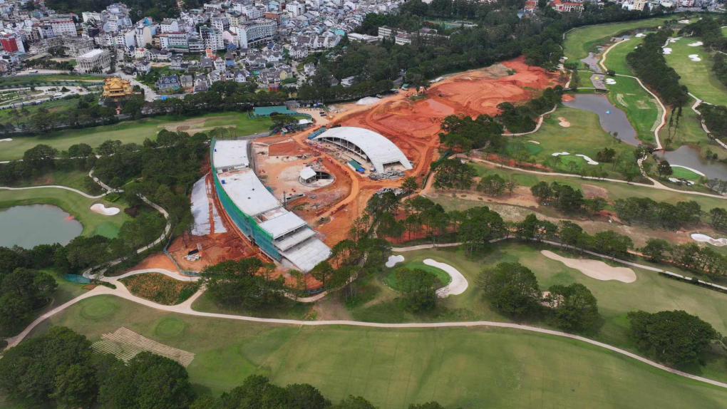 Lâm Đồng: Thu hồi giấy phép xây dựng dự án Tòa nhà CLB Golf trong Đồi Cù- Ảnh 1.