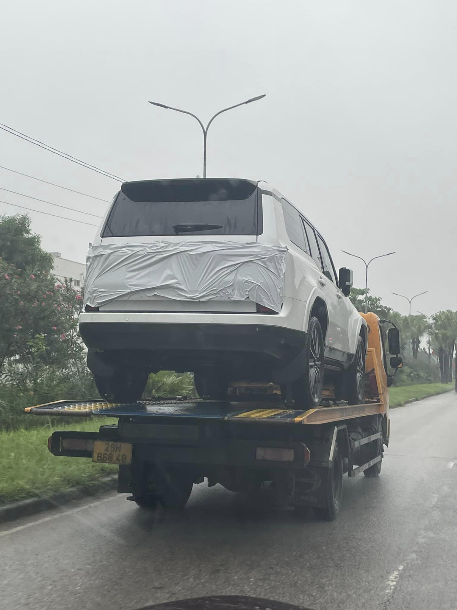 Bắt gặp Lexus GX hoàn toàn mới tại Việt Nam- Ảnh 1.