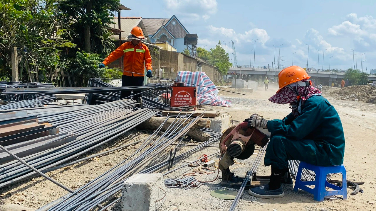 Lộ diện tuyến đường ven kênh dài nhất TP.HCM xuyên qua 7 quận, huyện- Ảnh 3.