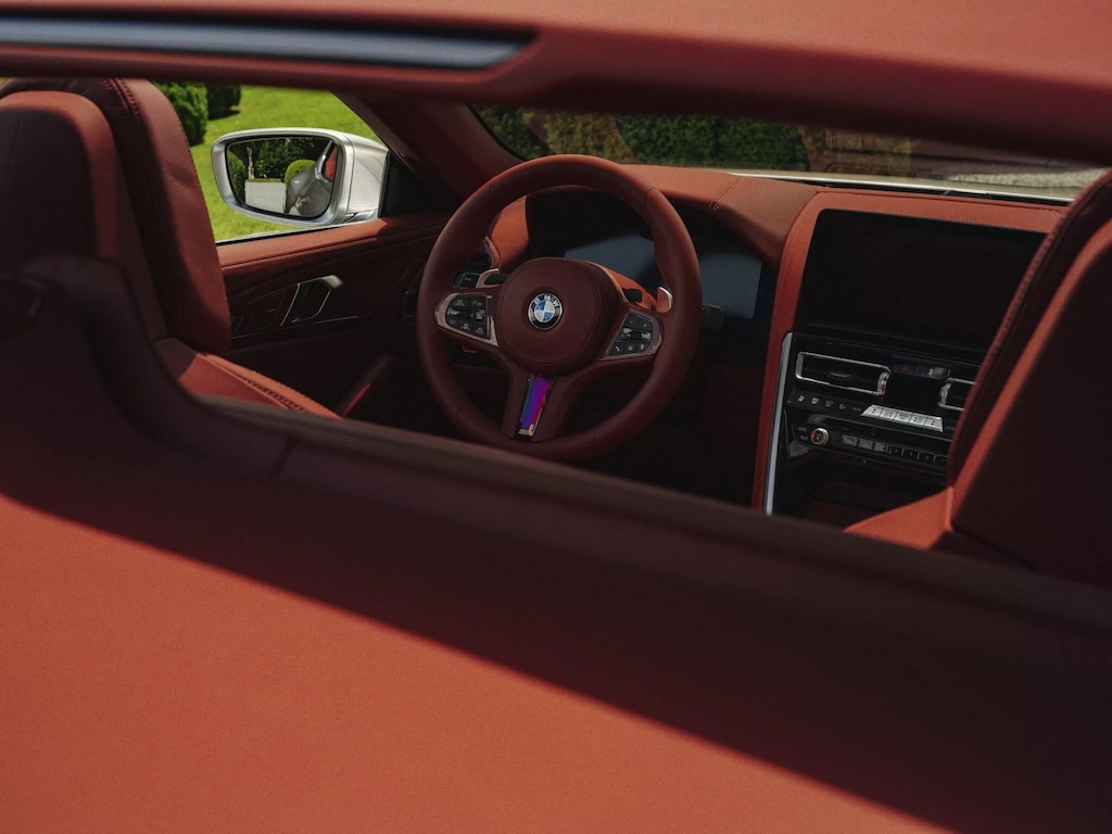 Cận cảnh mẫu xe BMW mui trần vừa ra mắt