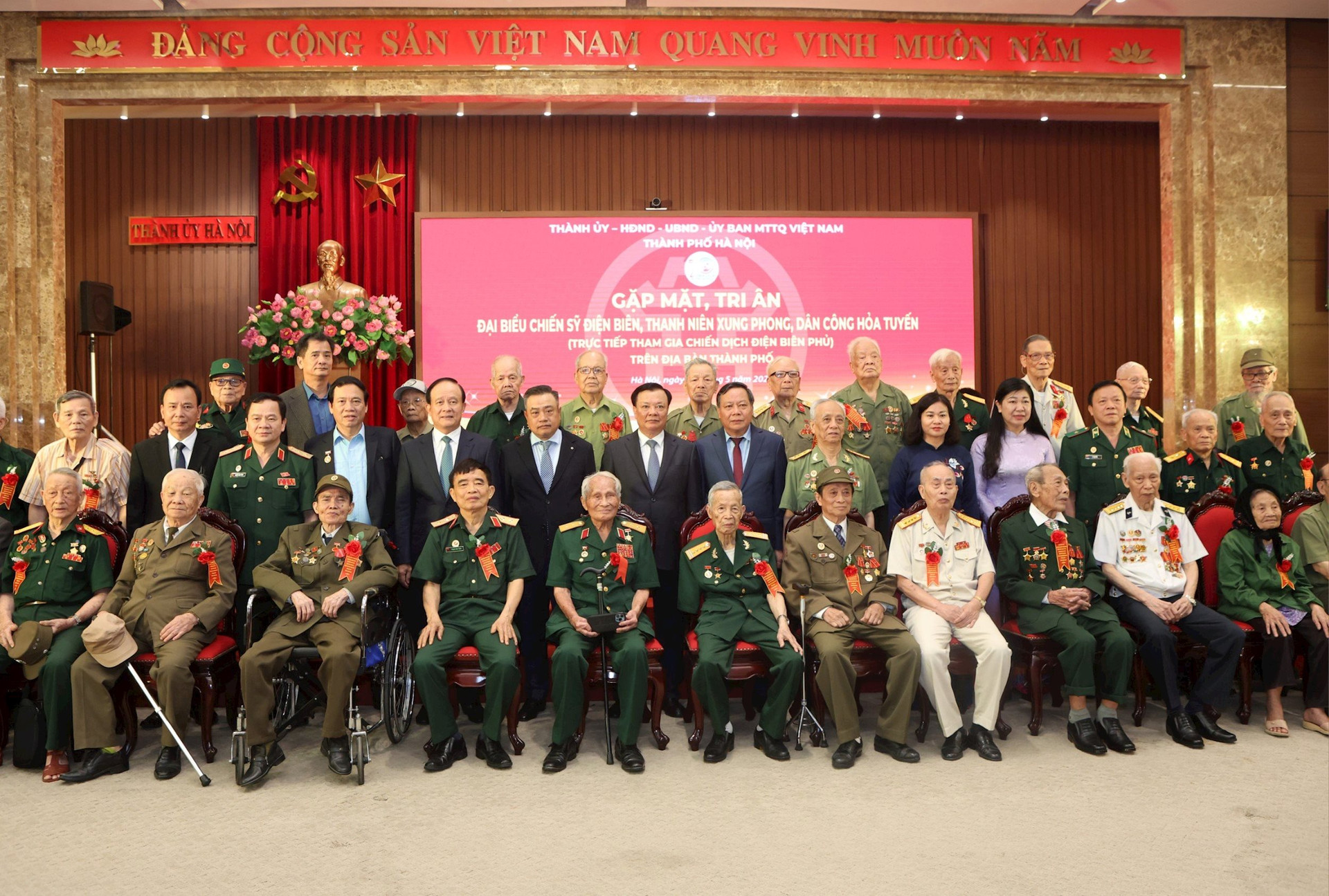 Hà Nội gặp mặt, tri ân các chiến sĩ tham gia chiến dịch Điện Biên Phủ- Ảnh 3.