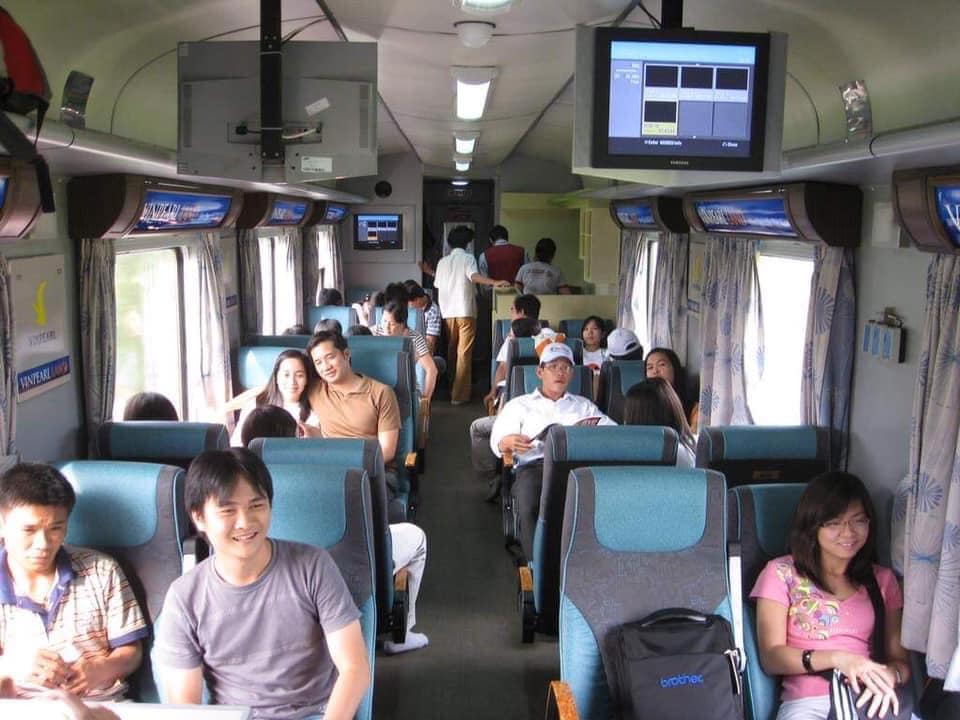 Đường sắt chạy thường xuyên tàu Sài Gòn - Phan Thiết, giá combo hấp dẫn- Ảnh 1.
