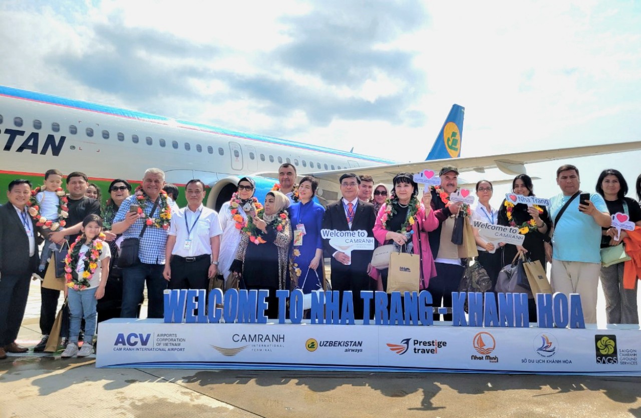 Thêm một hãng hàng không khai trương đường bay Uzbekistan - Cam Ranh- Ảnh 1.