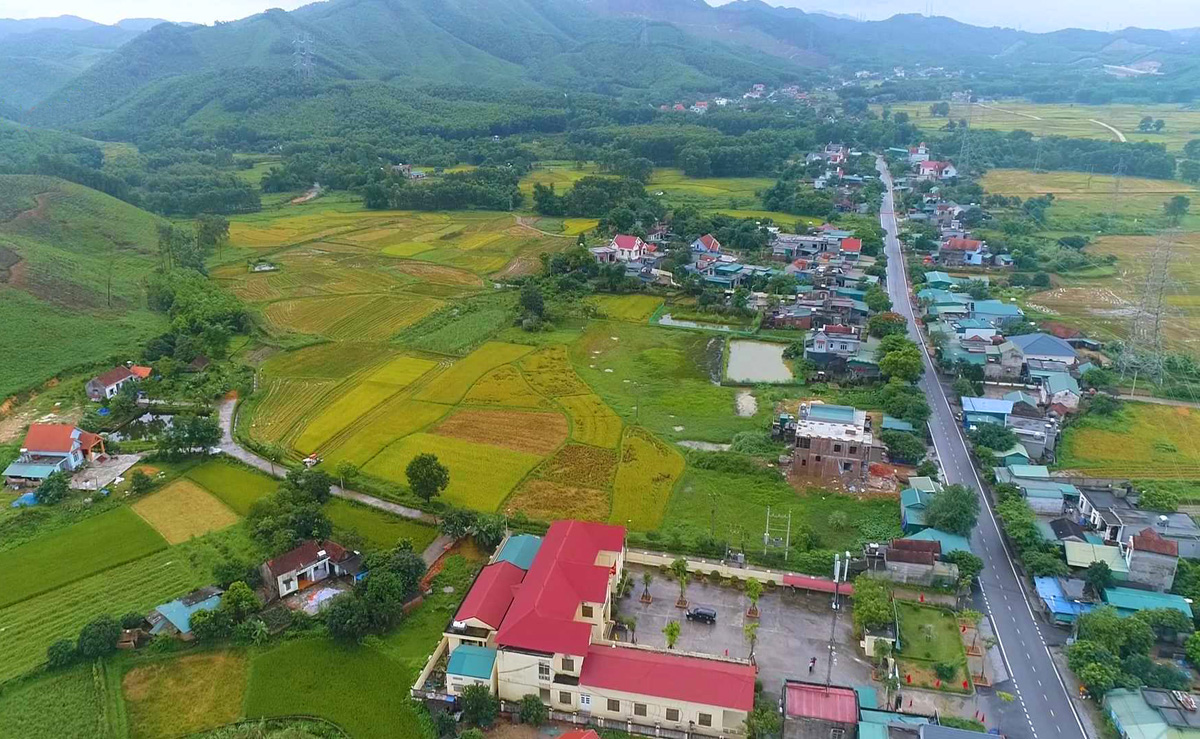 TP Cẩm Phả: Điểm sáng xây dựng giao thông nông thôn mới, đô thị văn minh- Ảnh 1.