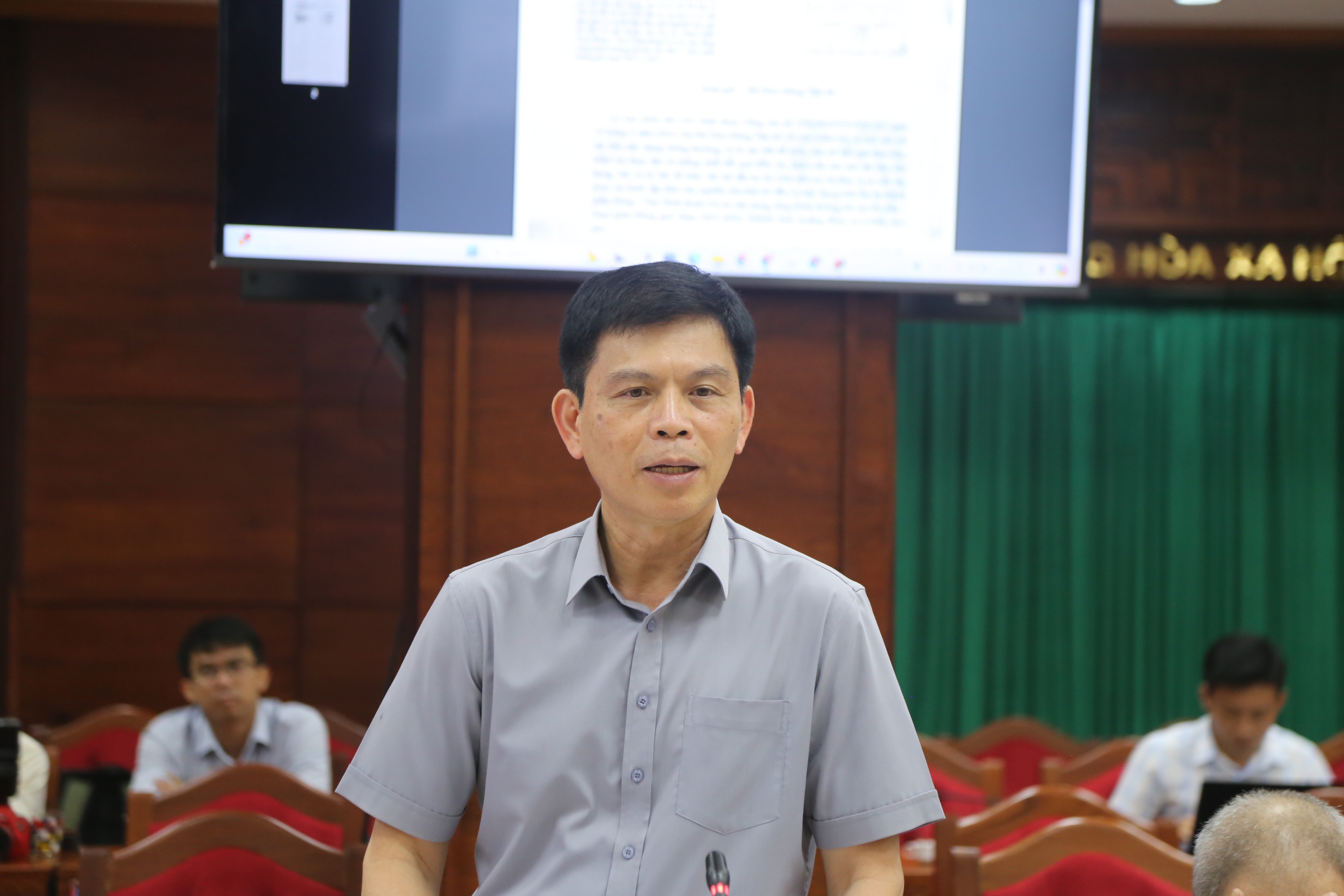 Chủ tịch Đắk Lắk sốt ruột việc cấp phép bãi đổ thải cao tốc Khánh Hòa - Buôn Ma Thuột - Ảnh 3.