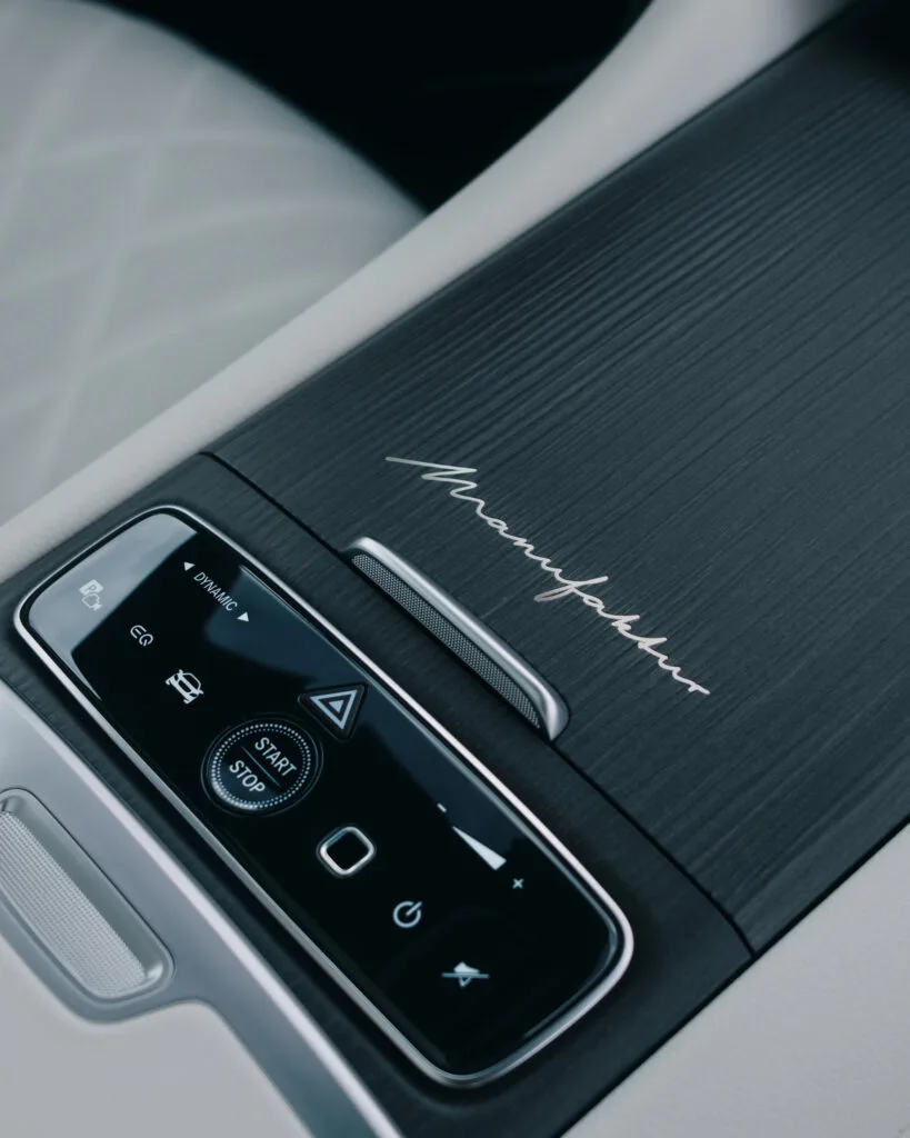 Mercedes-Benz S-Class 2025 được trang bị tính năng chuyển làn tự động- Ảnh 7.