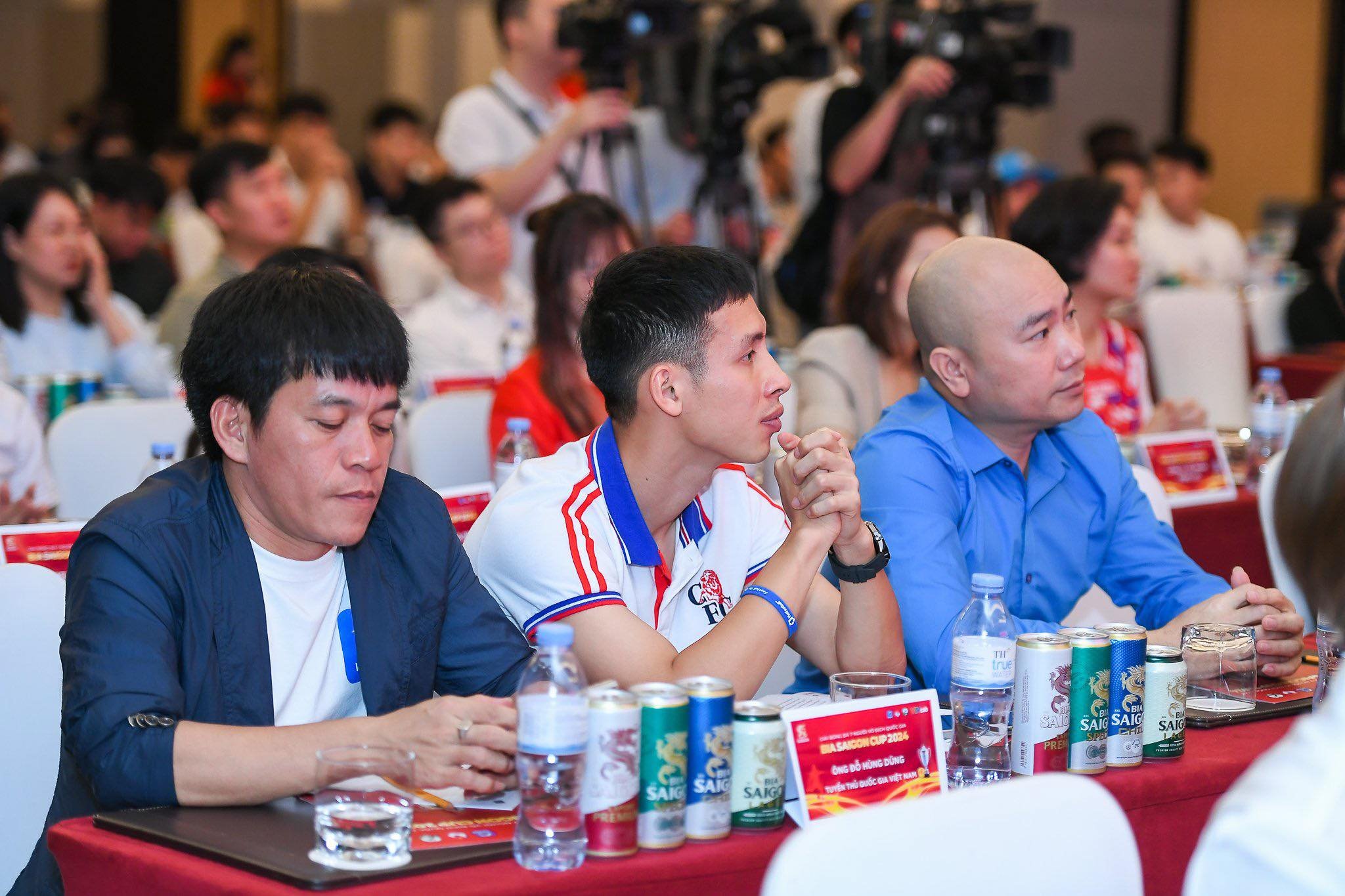 Hùng Dũng mong giải bóng đá 7 người của Việt Nam vươn tầm quốc tế- Ảnh 1.