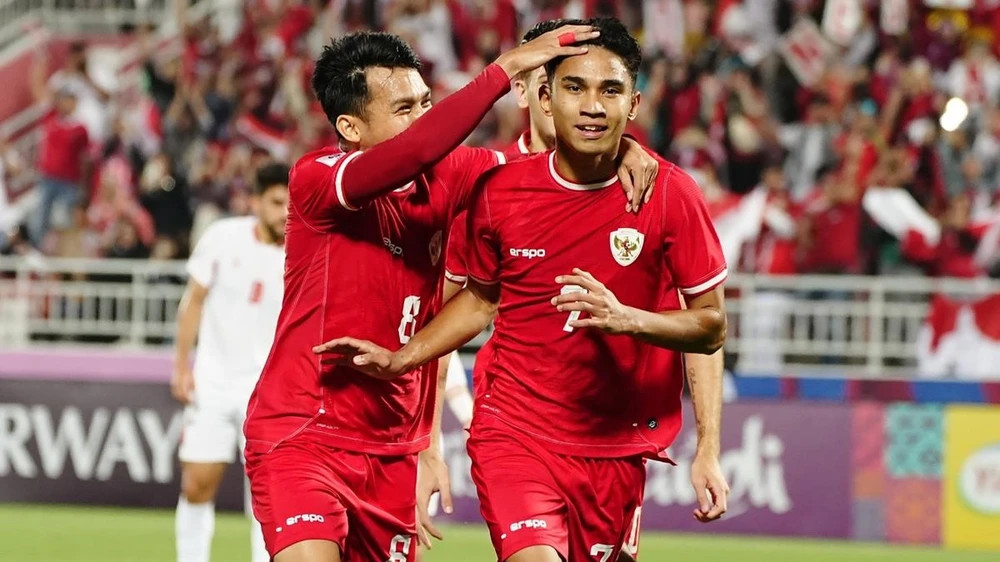 FIFA có hành động cực khó hiểu trước trận tranh vé Olympic của U23 Indonesia- Ảnh 1.
