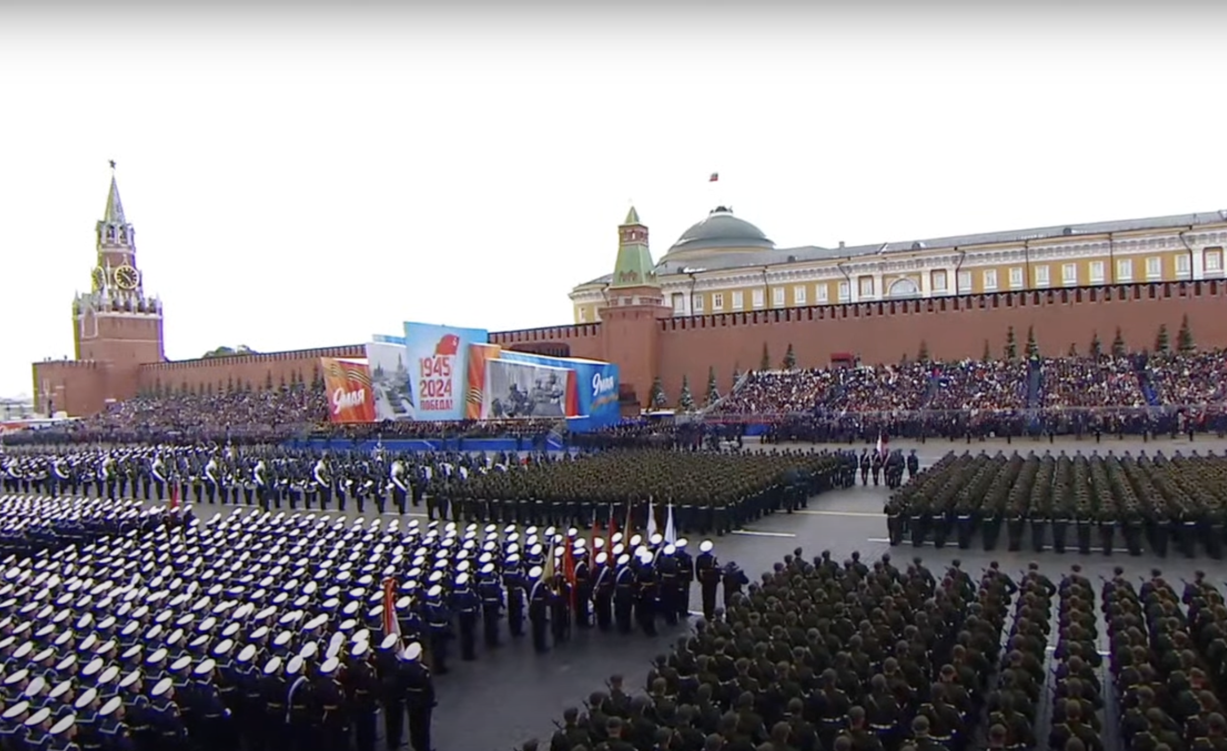 Toàn cảnh lễ duyệt binh quy mô lớn mừng Ngày Chiến thắng của Nga- Ảnh 6.