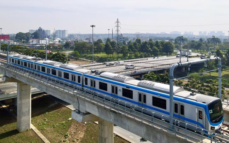 TP.HCM lấy ý kiến về chính sách miễn, giảm giá vé đi metro, xe buýt- Ảnh 1.