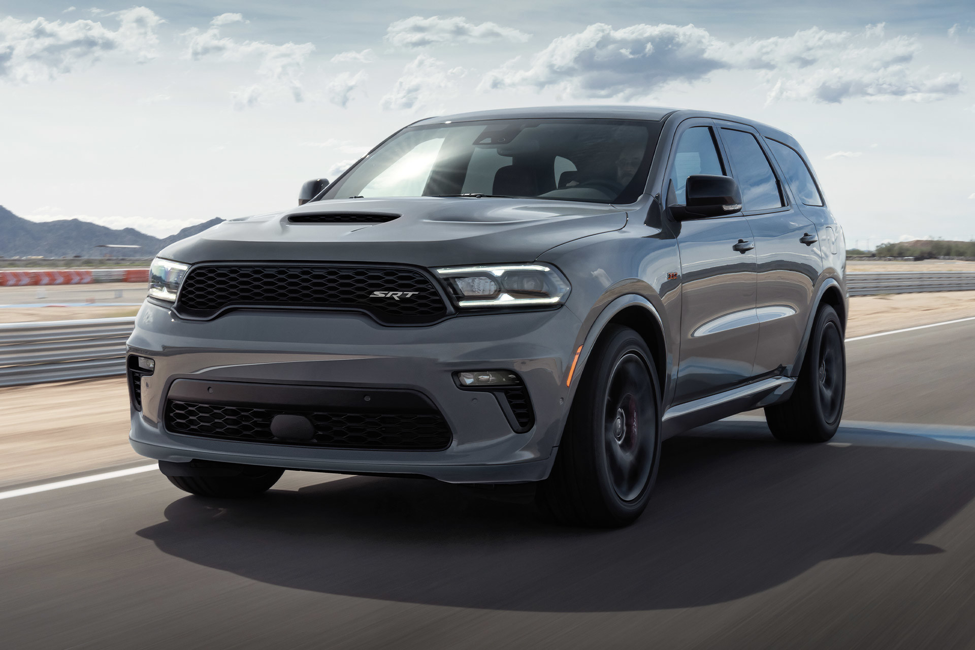 Triệu hồi hơn 211.000 xe bán tải Ram và Dodge Durango- Ảnh 1.