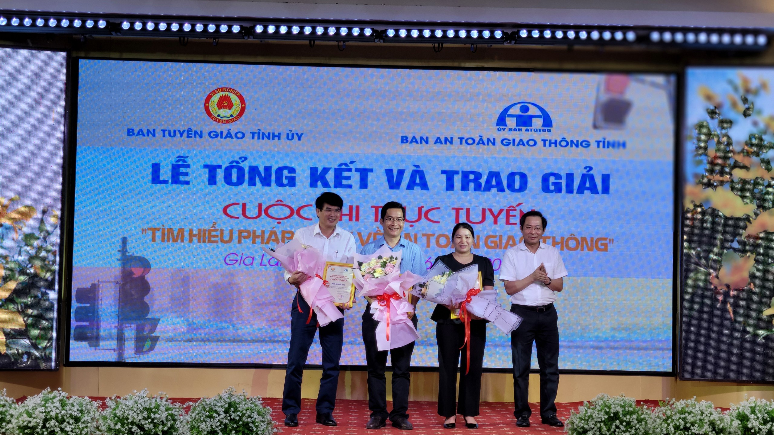 Gia Lai: Hơn 86.000 người tham gia thi trực tuyến về ATGT- Ảnh 1.