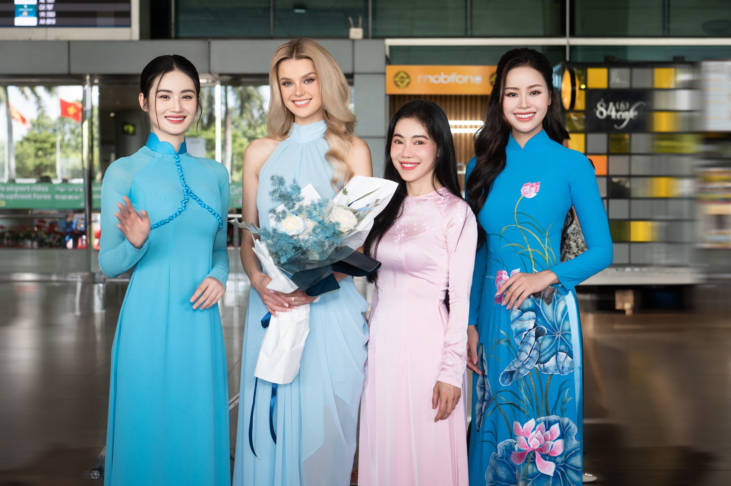 “Búp bê sống" Miss World 2024 Krystina Pyszkova đọ dáng bên hoa hậu Ý Nhi- Ảnh 7.