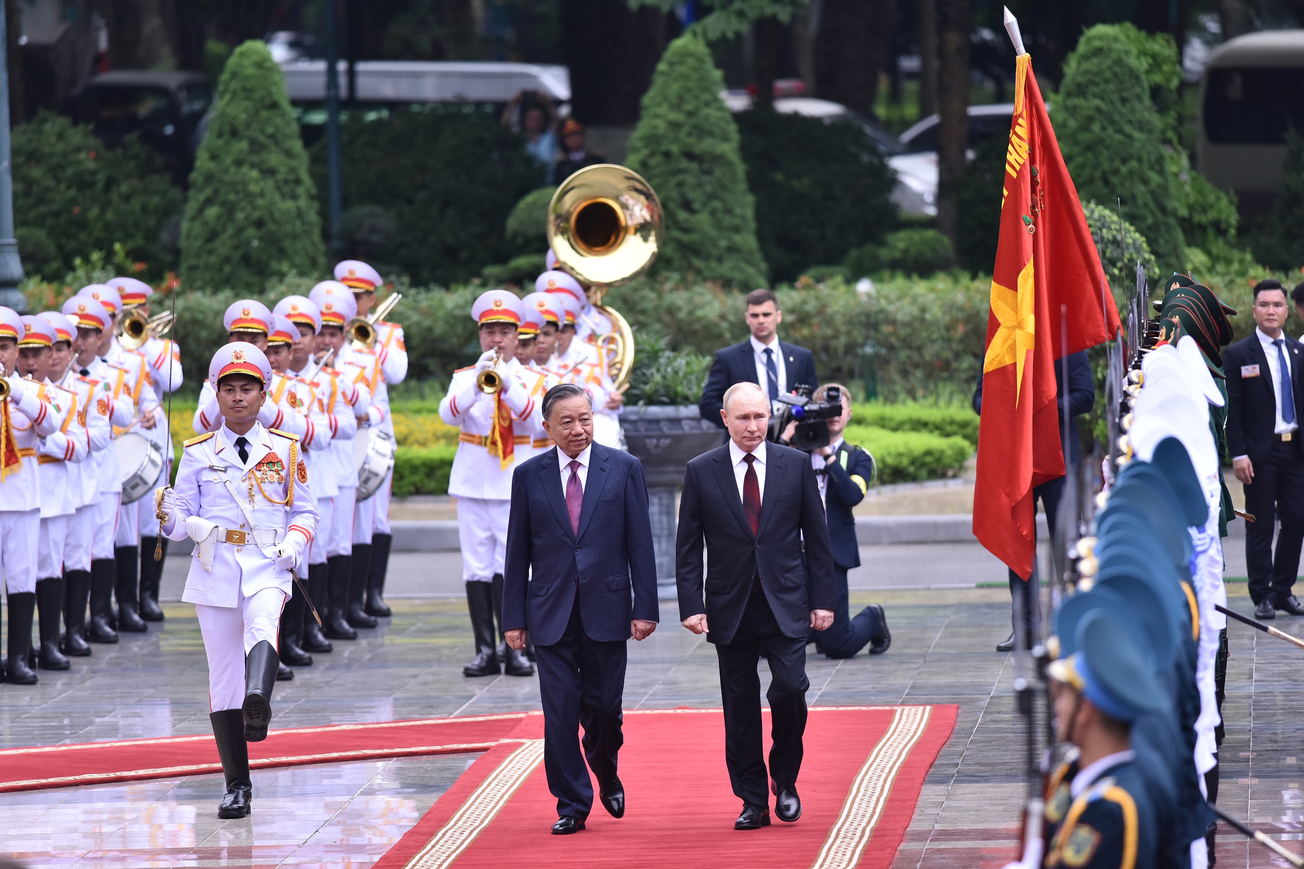 Toàn cảnh lễ đón chính thức Tổng thống Nga Vladimir Putin- Ảnh 4.