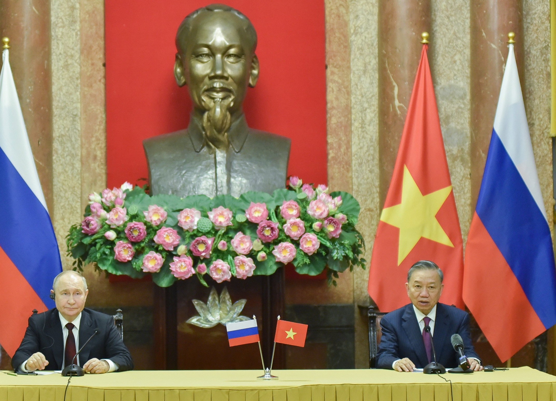 Chủ tịch nước Tô Lâm và Tổng thống Putin nêu định hướng mới trong hợp tác Việt - Nga- Ảnh 1.