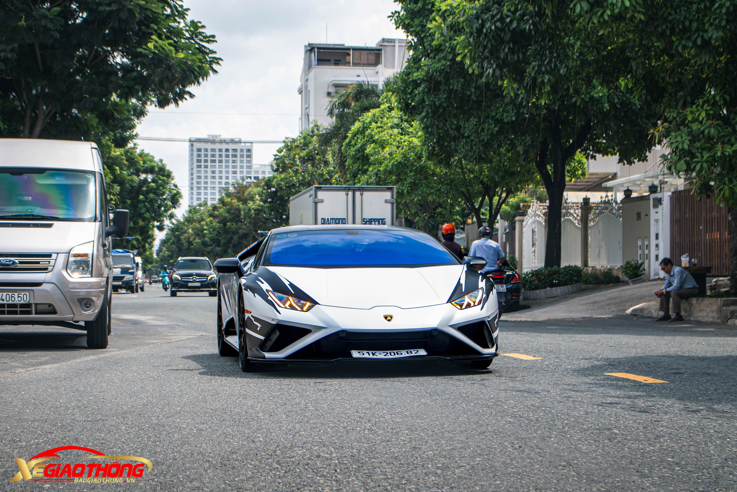 Soi chi tiết siêu xe Lamborghini Huracan EVO độc nhất Việt Nam- Ảnh 1.