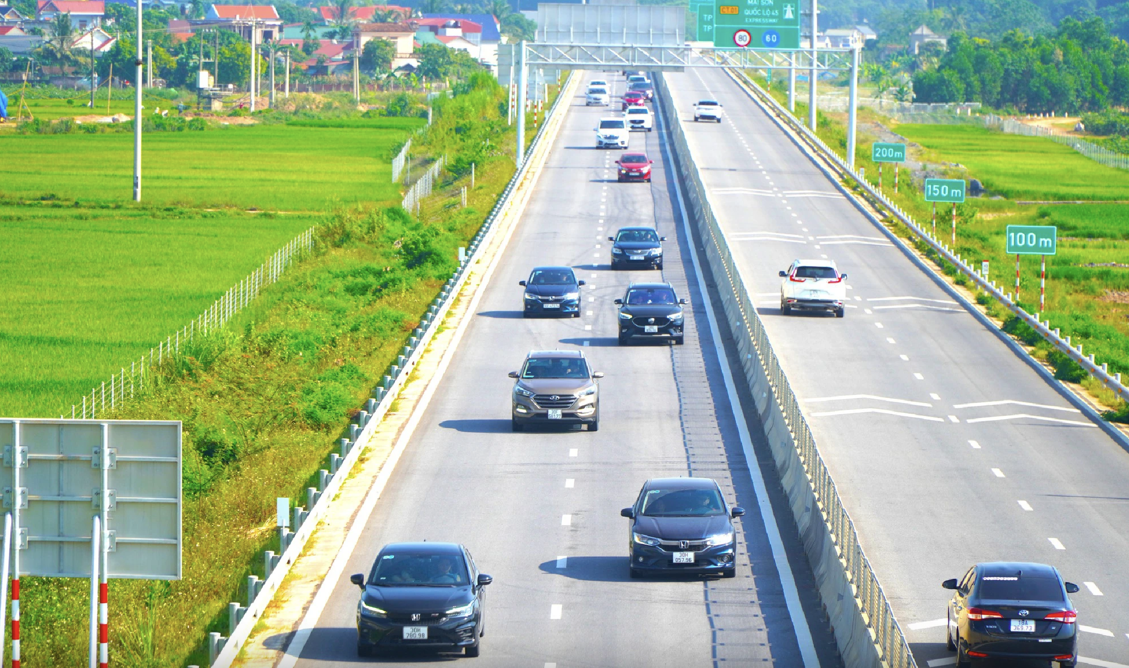 Chính phủ yêu cầu thúc đẩy kết nối cao tốc Việt Nam với Campuchia- Ảnh 1.