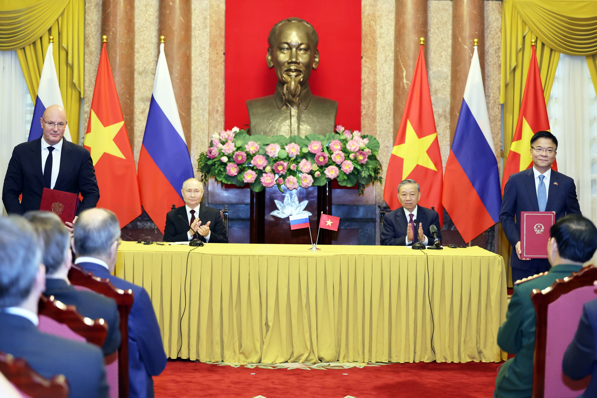 Tổng thống Putin thăm Việt Nam: Xung lực mới trong quan hệ hợp tác Việt - Nga- Ảnh 5.
