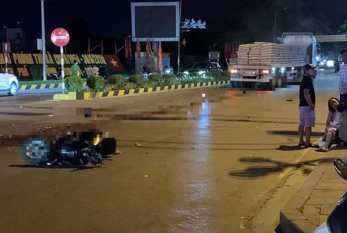 Nữ sinh đi xe máy điện tử vong sau tai nạn với ô tô đầu kéo ở Thái Bình- Ảnh 1.
