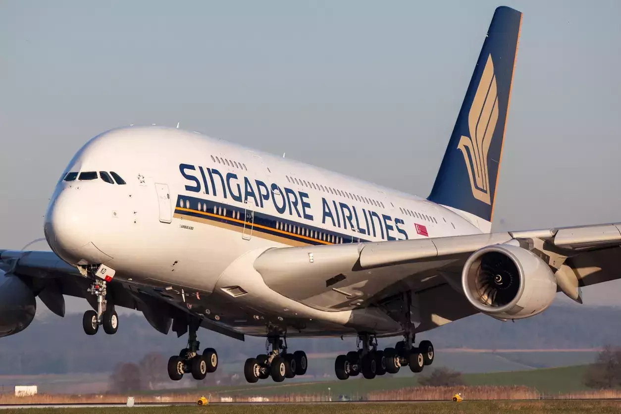 Singapore Airlines, quán quân giải thưởng &quot;Hãng hàng không Tốt nhất Thế giới&quot; năm 2023, xếp thứ hai trong danh sách hãng bay tốt nhất thế giới năm nay. (Ảnh: Travel News)