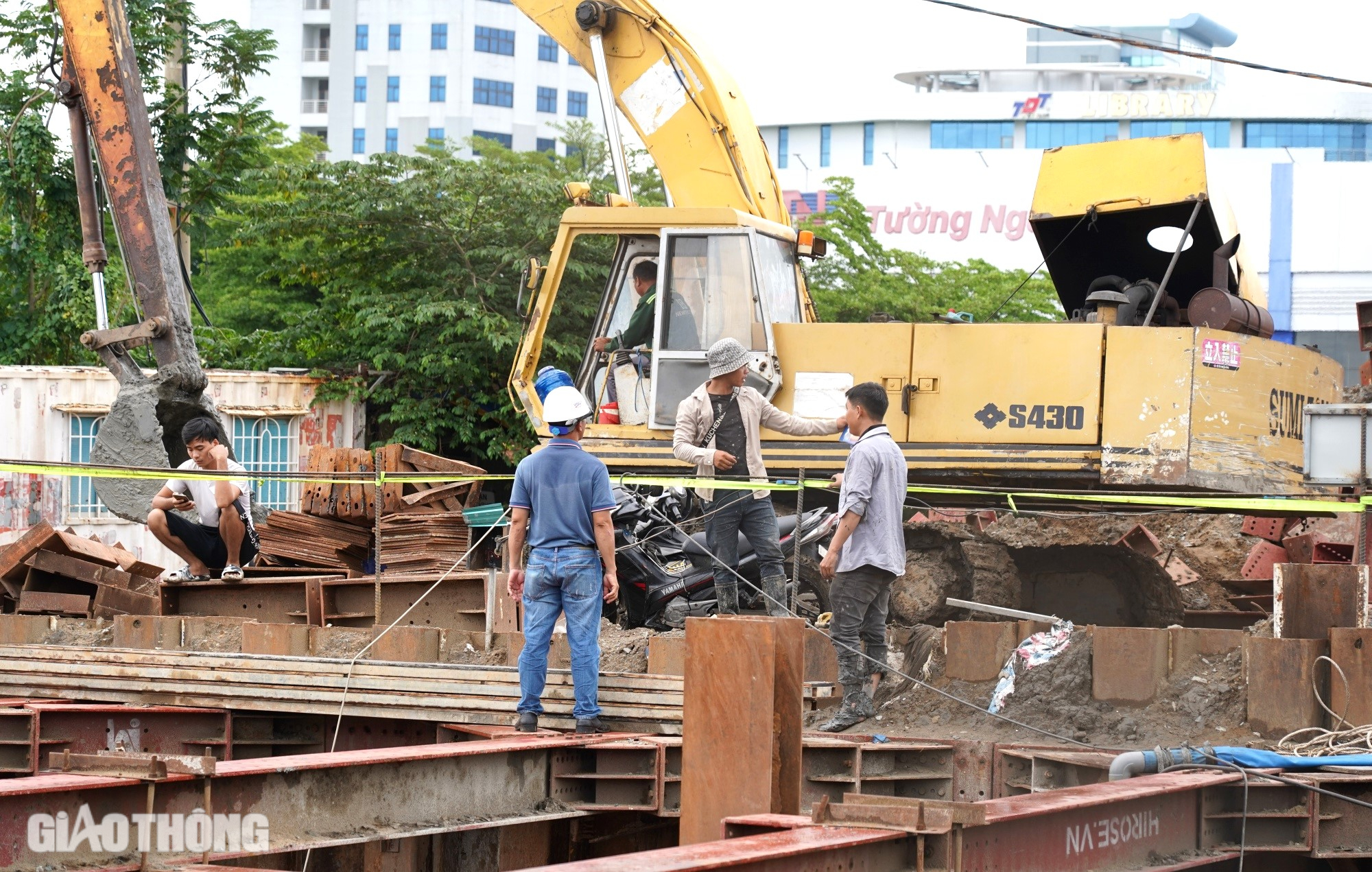 Hầm chui Nguyễn Văn Linh - Nguyễn Hữu Thọ dần thành hình, dự kiến thông xe tháng 8- Ảnh 7.