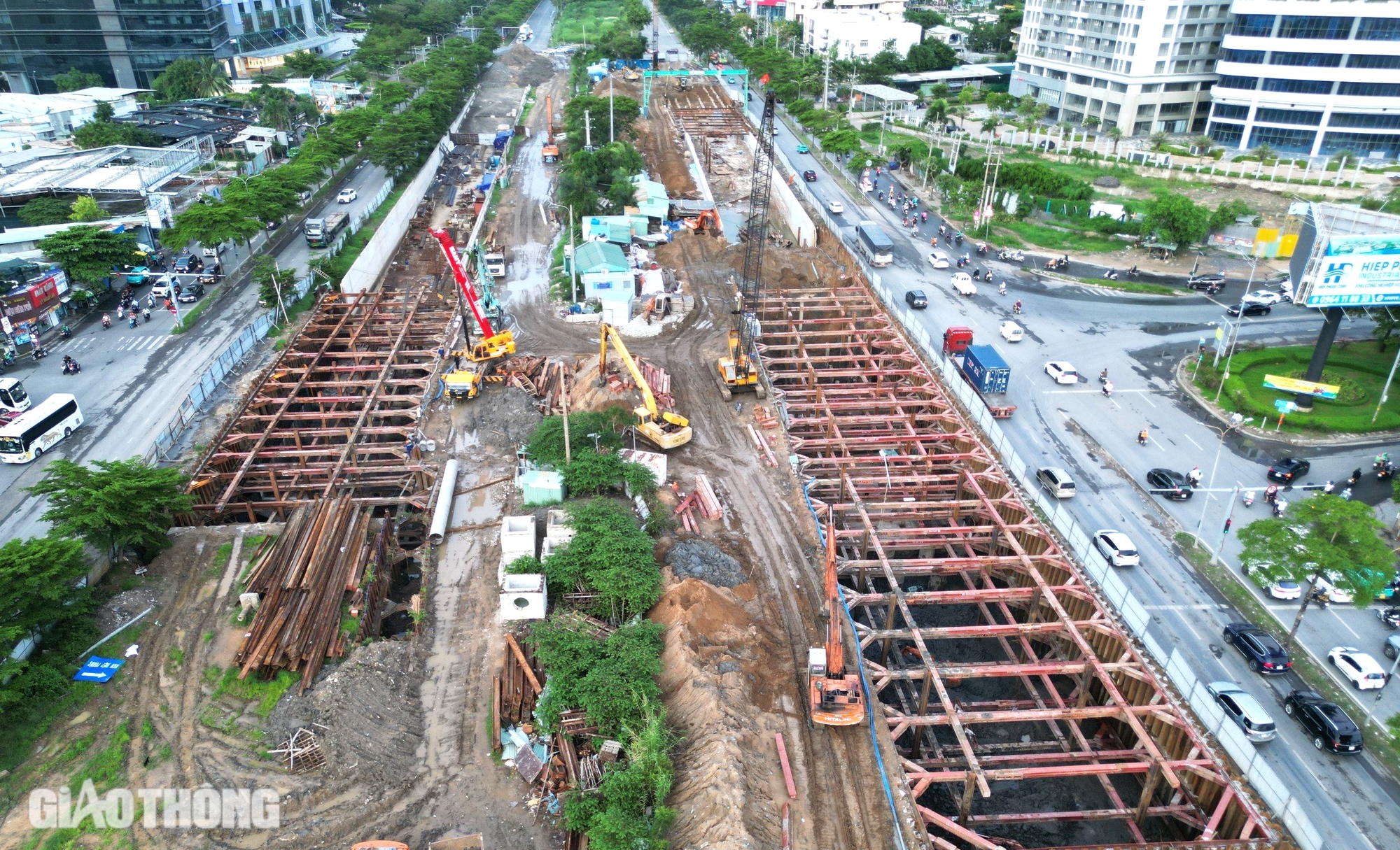 Hầm chui Nguyễn Văn Linh - Nguyễn Hữu Thọ dần thành hình, dự kiến thông xe tháng 8- Ảnh 15.