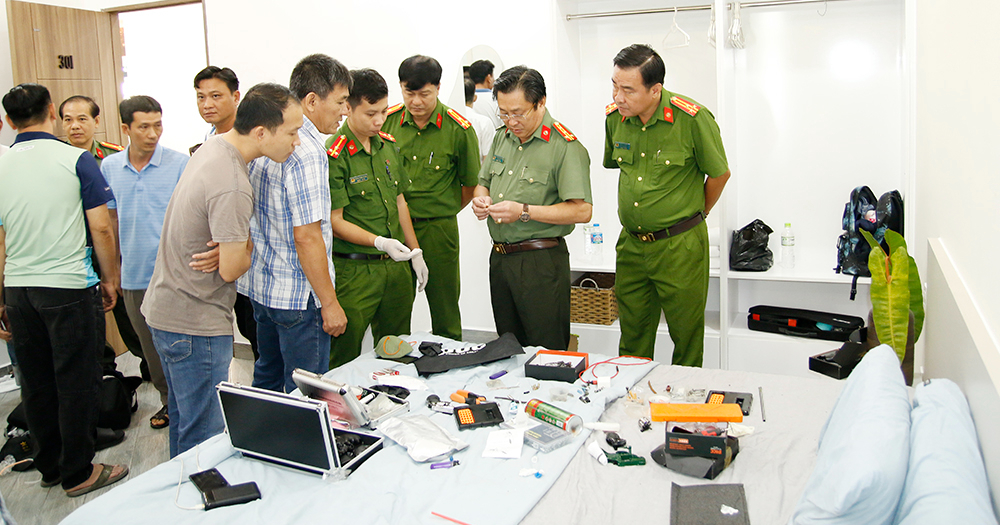 Bắt thanh niên đem vũ khí quân dụng đến An Giang bán- Ảnh 3.