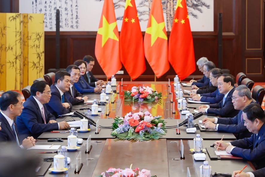 Thủ tướng đề nghị Việt - Trung đẩy nhanh kết nối hạ tầng giao thông- Ảnh 2.