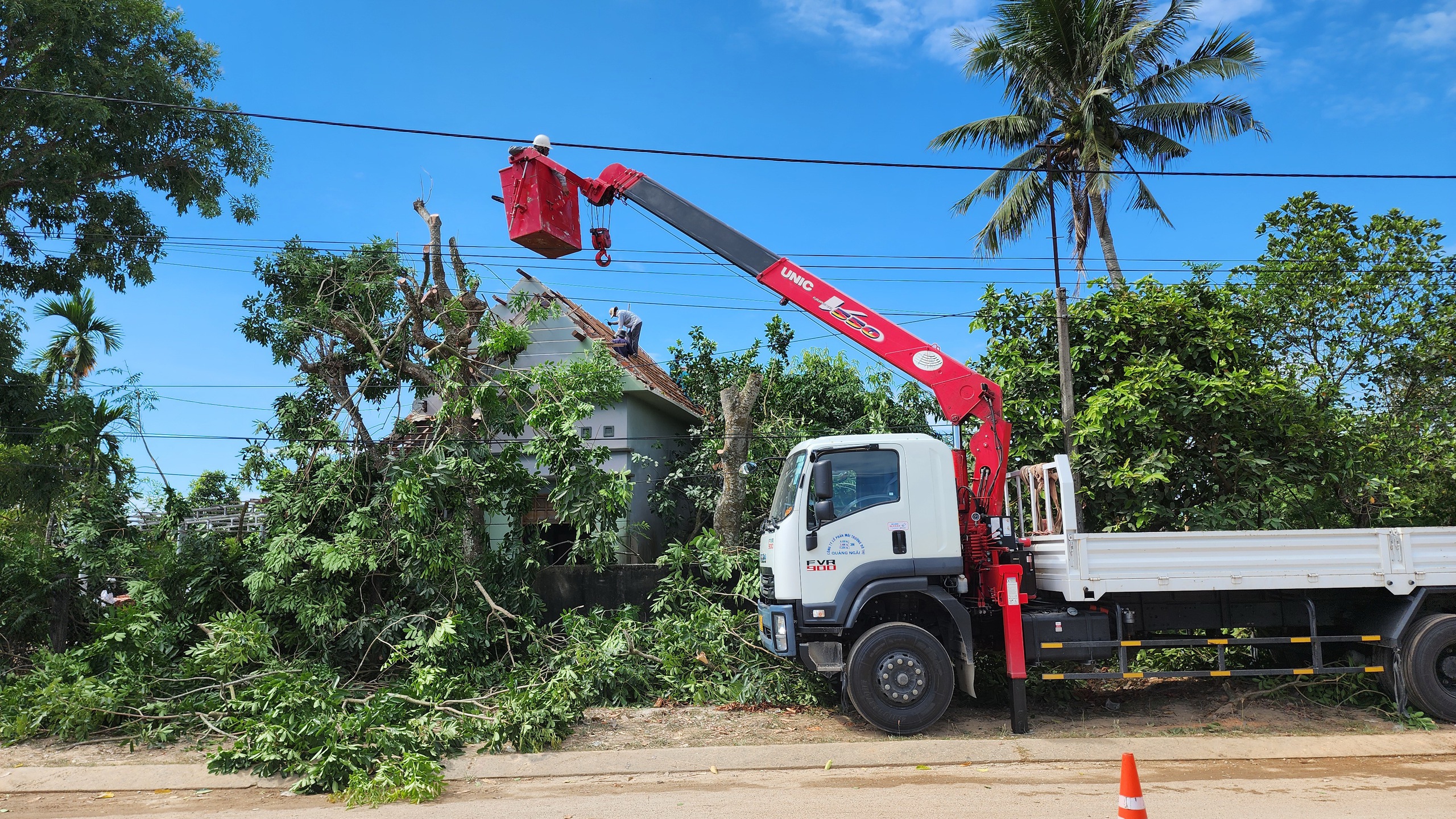 Tháo dỡ căn nhà cuối cùng bàn giao mặt bằng cao tốc Quảng Ngãi - Hoài Nhơn- Ảnh 11.