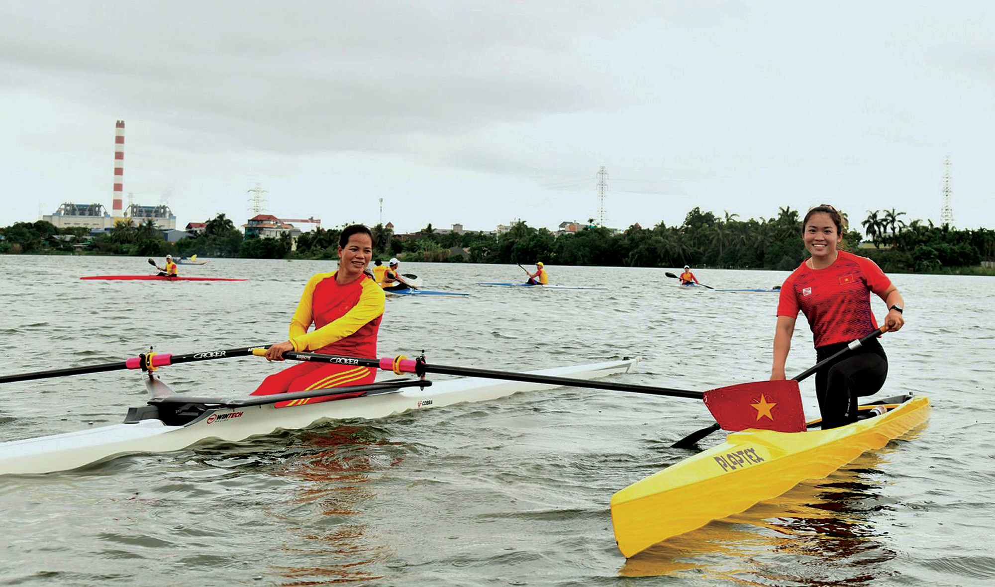 Đua thuyền khổ luyện dự Olympic- Ảnh 1.