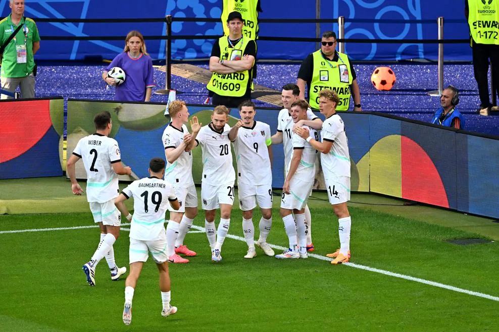 Kết quả bóng đá Hà Lan vs Áo: "Cơn lốc" bị chặn đứng- Ảnh 2.