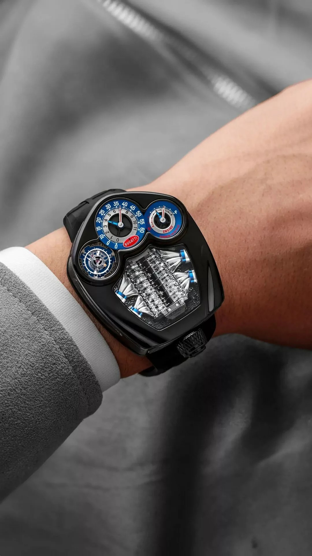 Đồng hồ Bugatti Tourbillon có giá hơn một chiếc siêu xe- Ảnh 2.