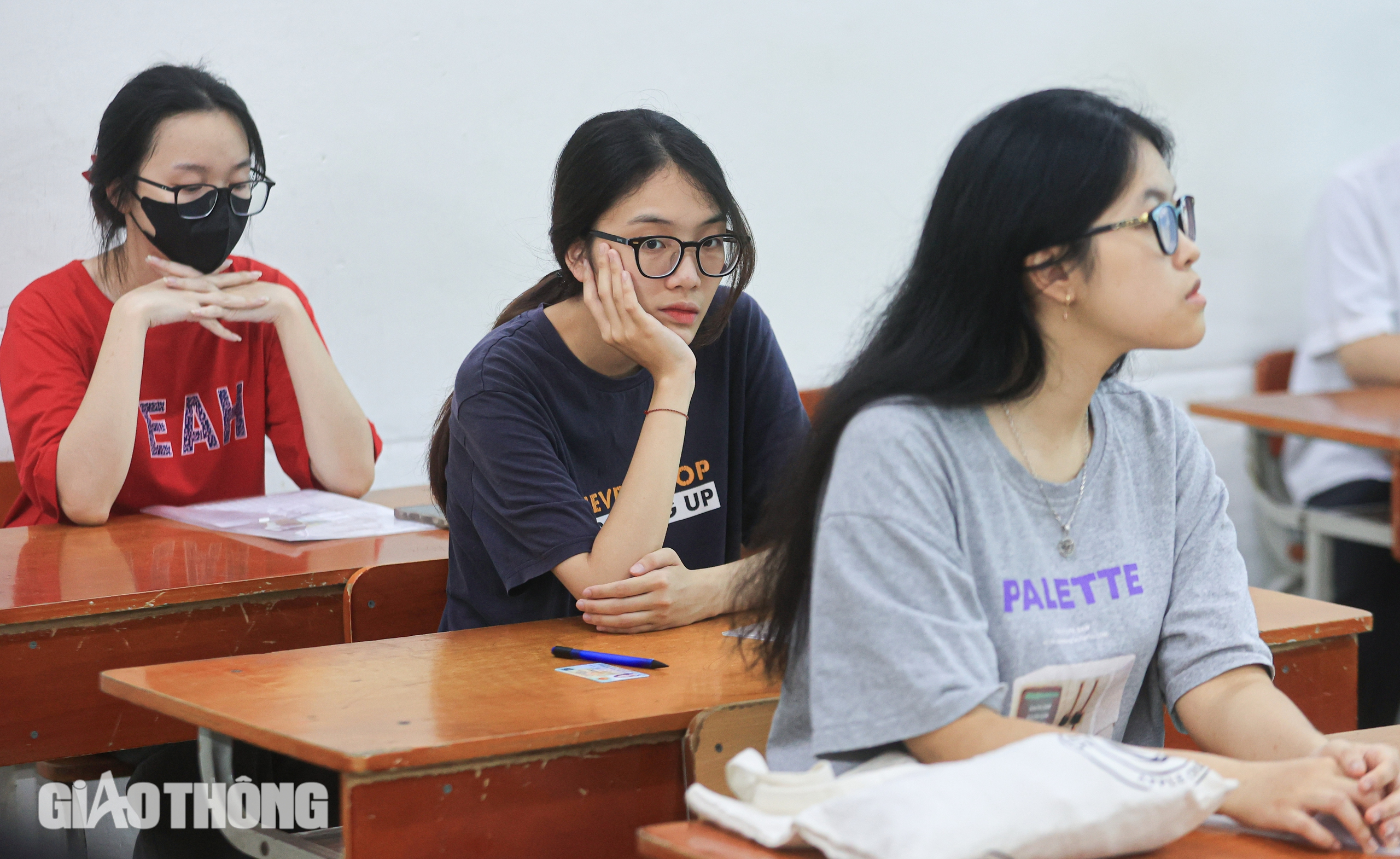 Thí sinh Hà Nội tự tin bước vào kỳ thi tốt nghiệp THPT 2024- Ảnh 9.