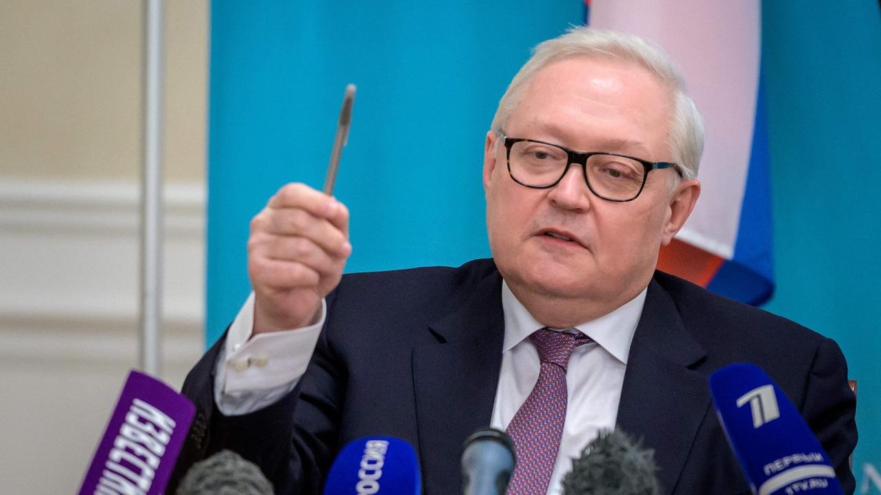 Ông Ryabkov cảnh báo các quốc gia ủng hộ Ukraine đang ngày càng tiến đến ngưỡng "không thể trở lại", đe dọa sẽ hạ cấp quan hệ ngoại giao với phương Tây. (Ảnh: The Australian)