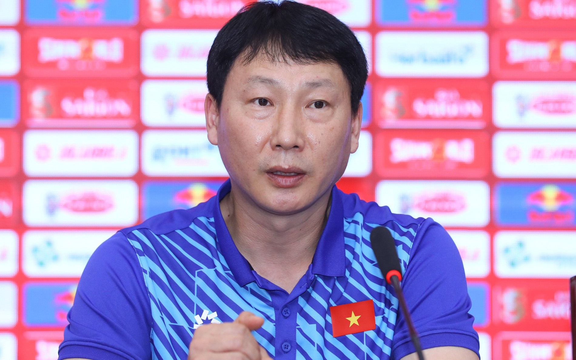 HLV Kim Sang-sik tuyên bố vượt thành tích của thầy Park ở trận ra mắt tuyển Việt Nam