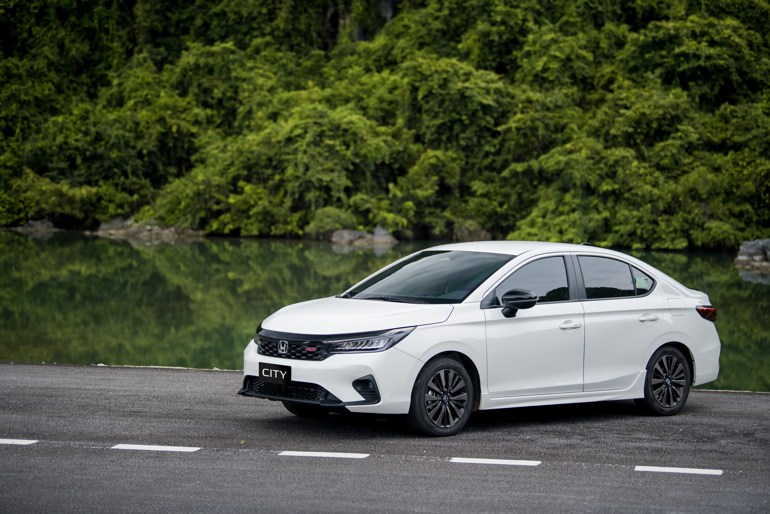 Tầm giá 600 triệu, chọn Hyundai Accent 2024 hay Honda City?- Ảnh 8.