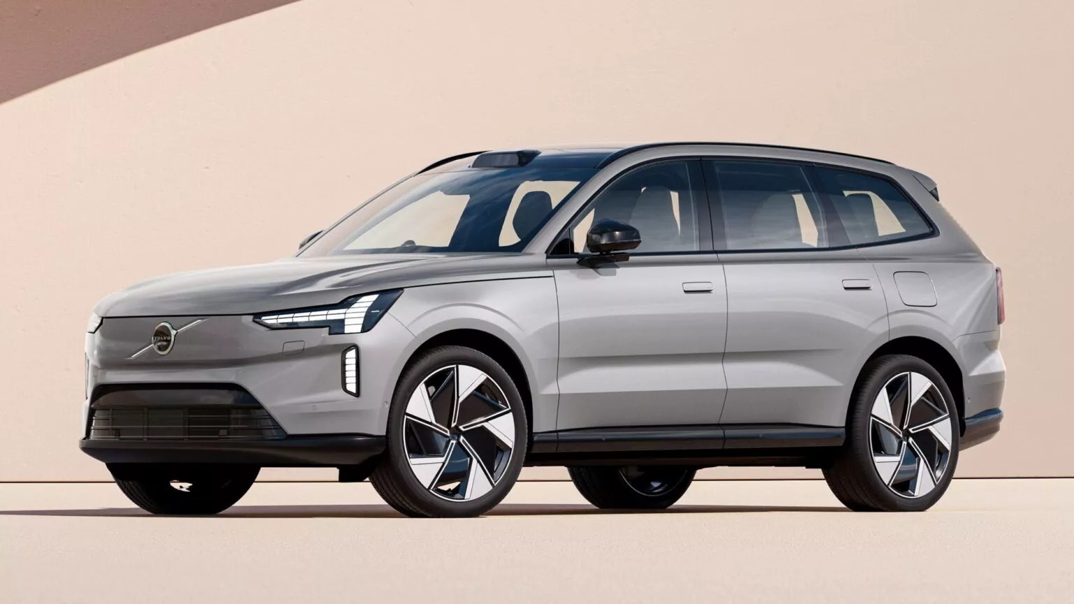 Volvo EX90 bắt đầu được sản xuất sau thời gian dài trì hoãn- Ảnh 1.