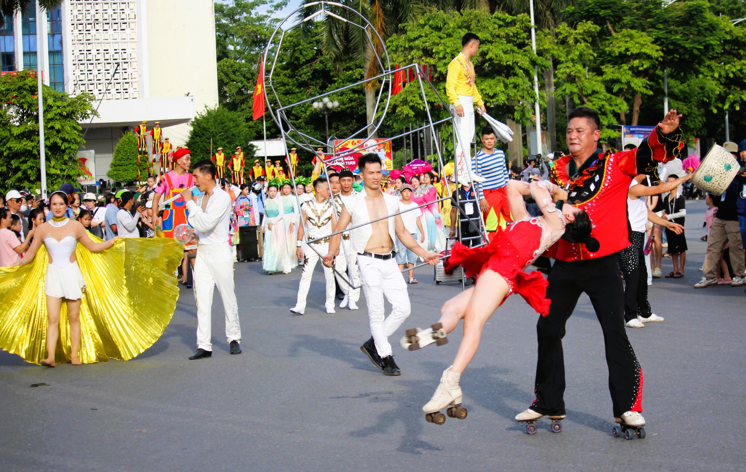 Lễ hội đường phố “Sắc màu văn hóa” khuấy động Cố đô Huế- Ảnh 5.