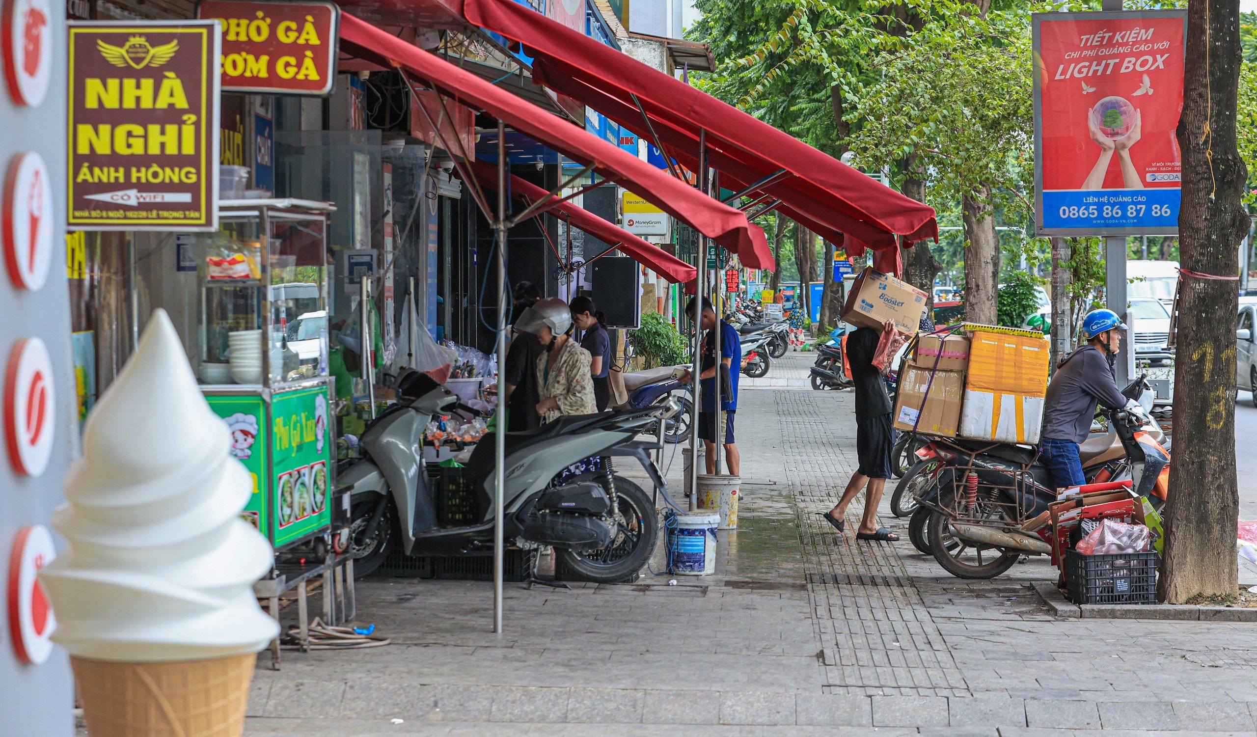 Hà Nội: Phố "kiểu mẫu" thành phố... "kiểu cũ"- Ảnh 17.