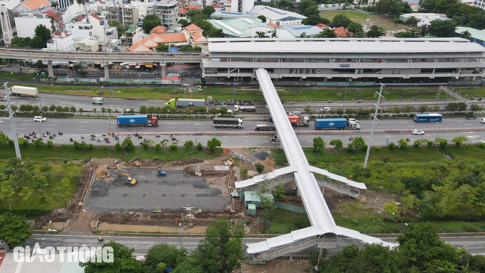 Tăng tốc xây bãi giữ xe, trạm xe buýt dọc metro Bến Thành - Suối Tiên- Ảnh 1.