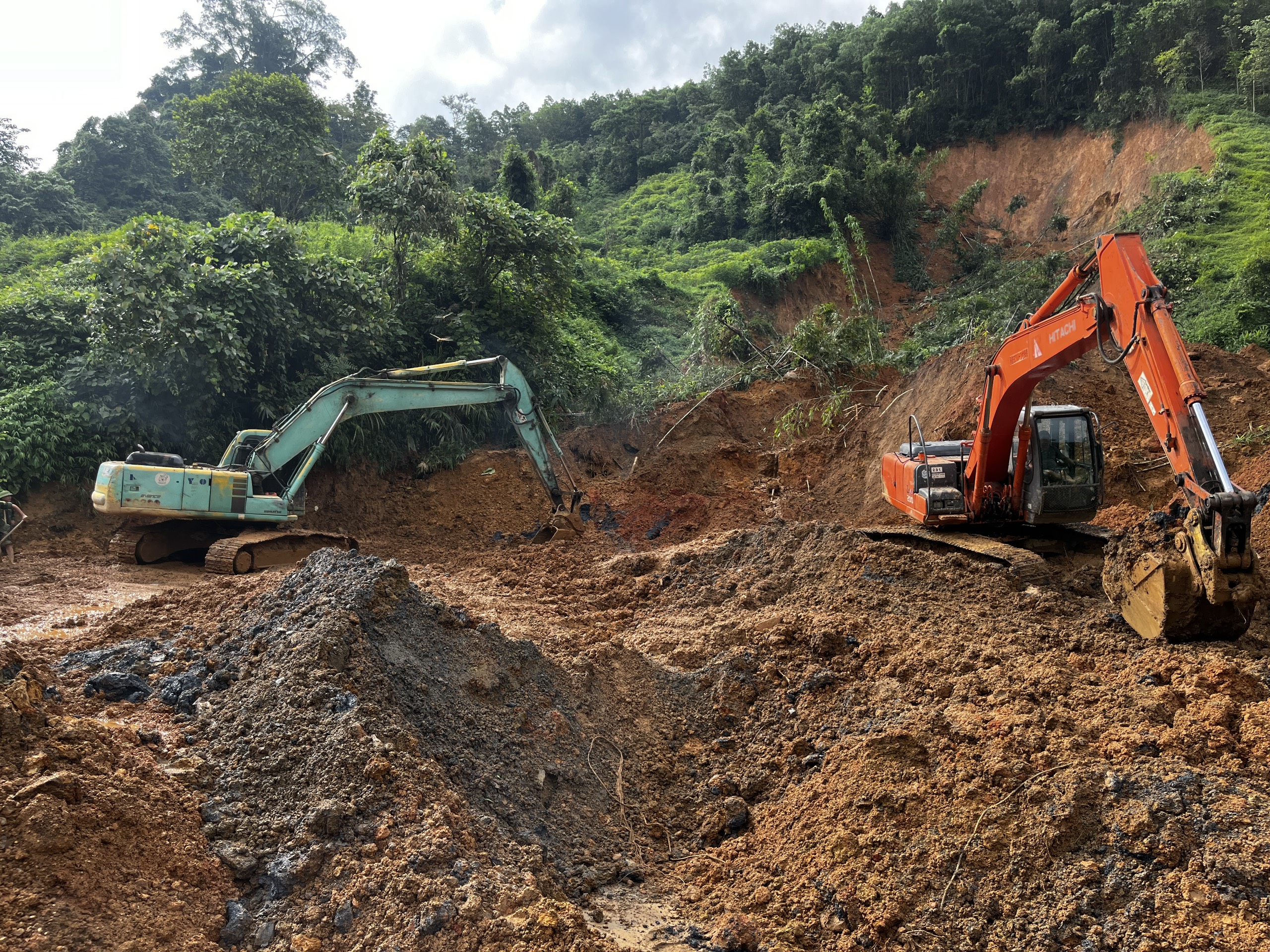 Hà Giang: QL34 thông xe, nhiều tuyến khác sạt lở- Ảnh 1.