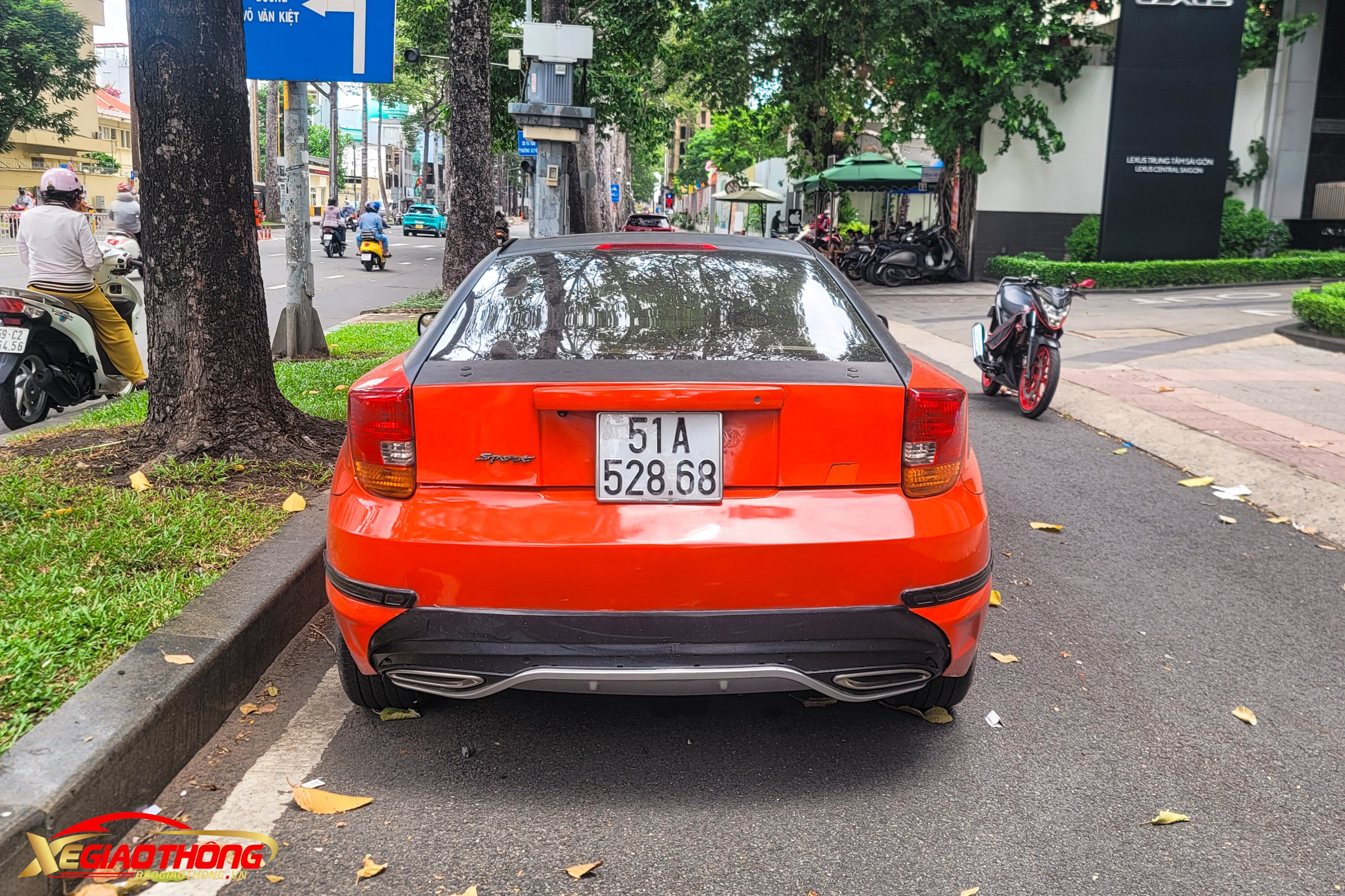 Cận cảnh Toyota Celica - xe thể thao hàng hiếm tại Việt Nam