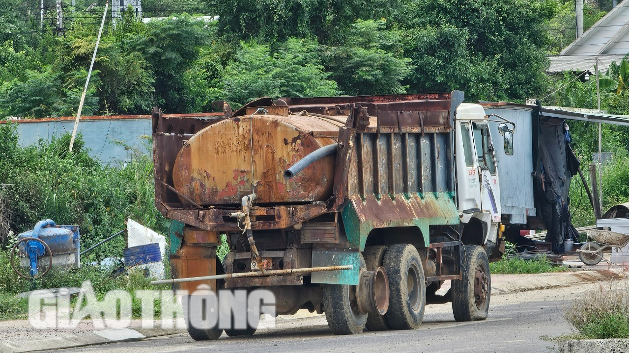 Khánh Hòa: Hơn 700m đường, thi công gần 4 năm vẫn ngổn ngang- Ảnh 9.