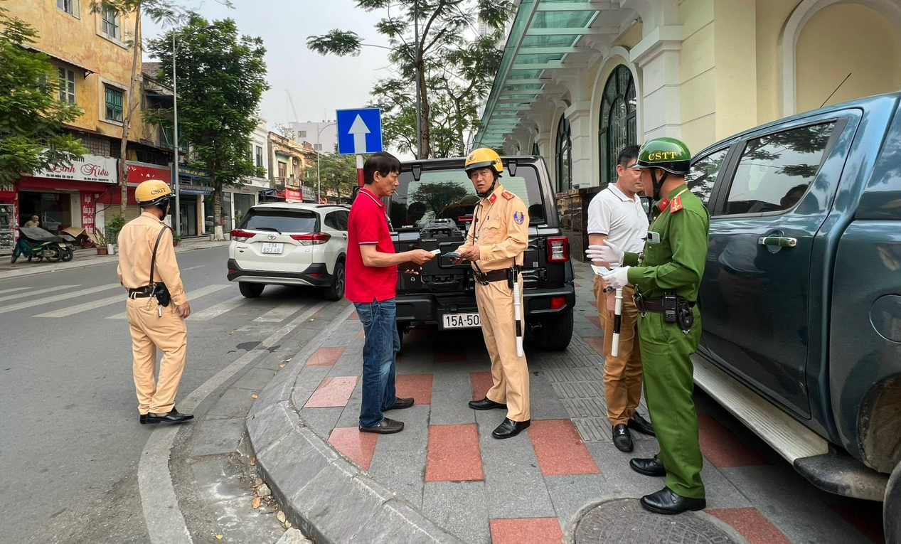 Hải Phòng: Xử nghiêm cán bộ, công chức vi phạm nồng độ cồn- Ảnh 3.