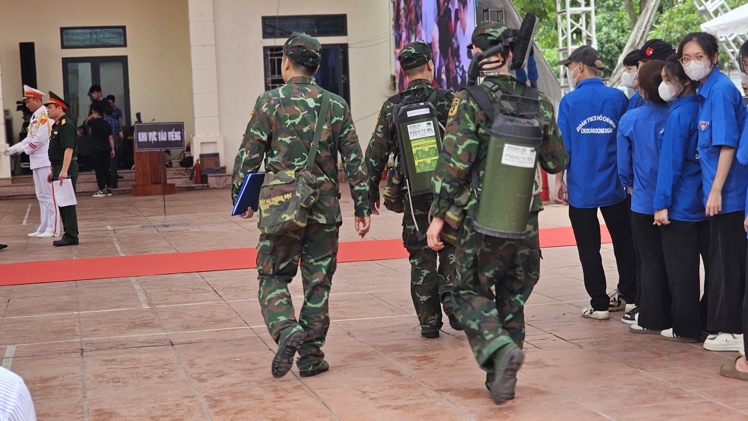 Công tác chuẩn bị cho lễ Quốc tang Tổng Bí thư Nguyễn Phú Trọng tại quê nhà- Ảnh 15.