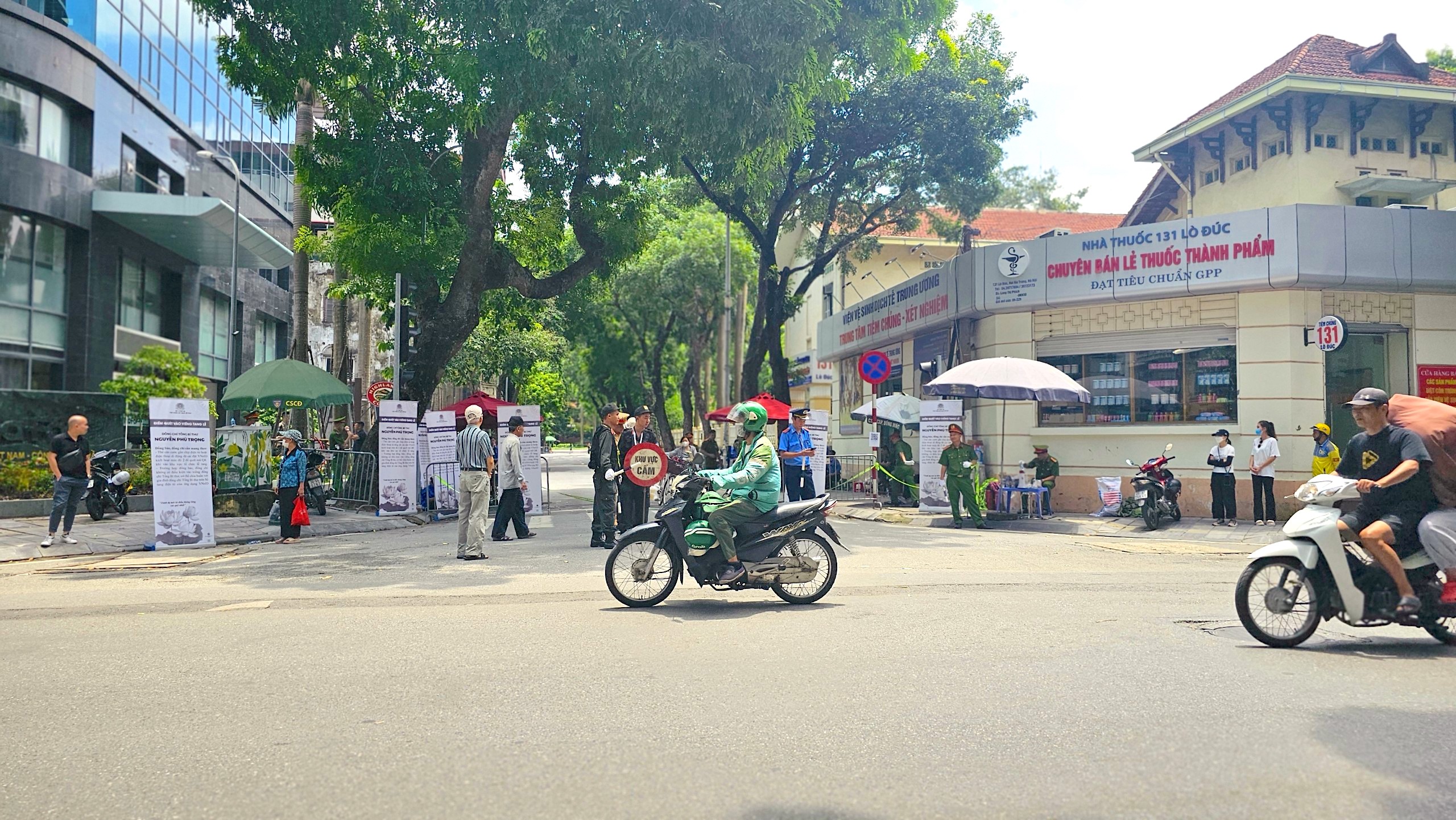 Giao thông Hà Nội thông thoáng, thuận lợi phục vụ lễ Quốc tang- Ảnh 6.